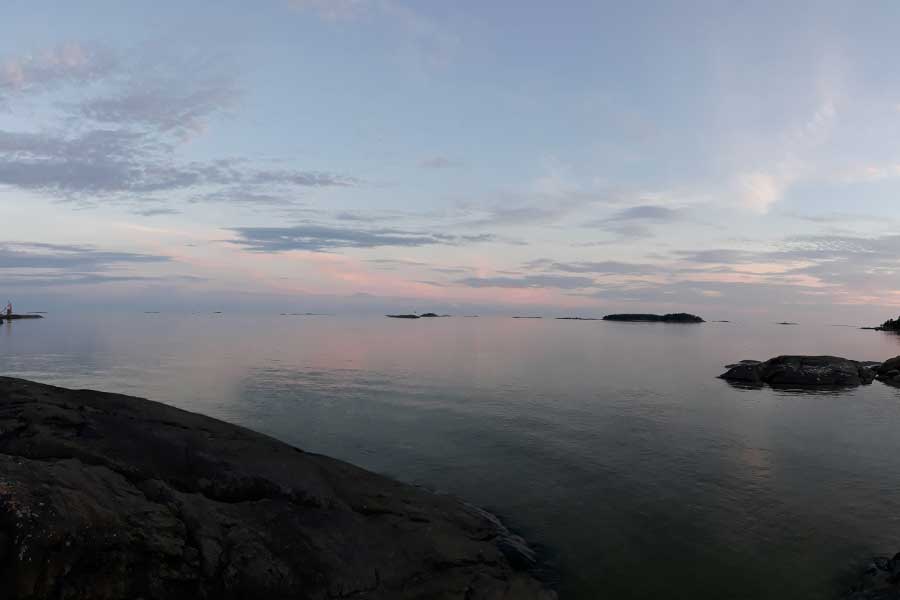 Villa Laxvarpet ranta